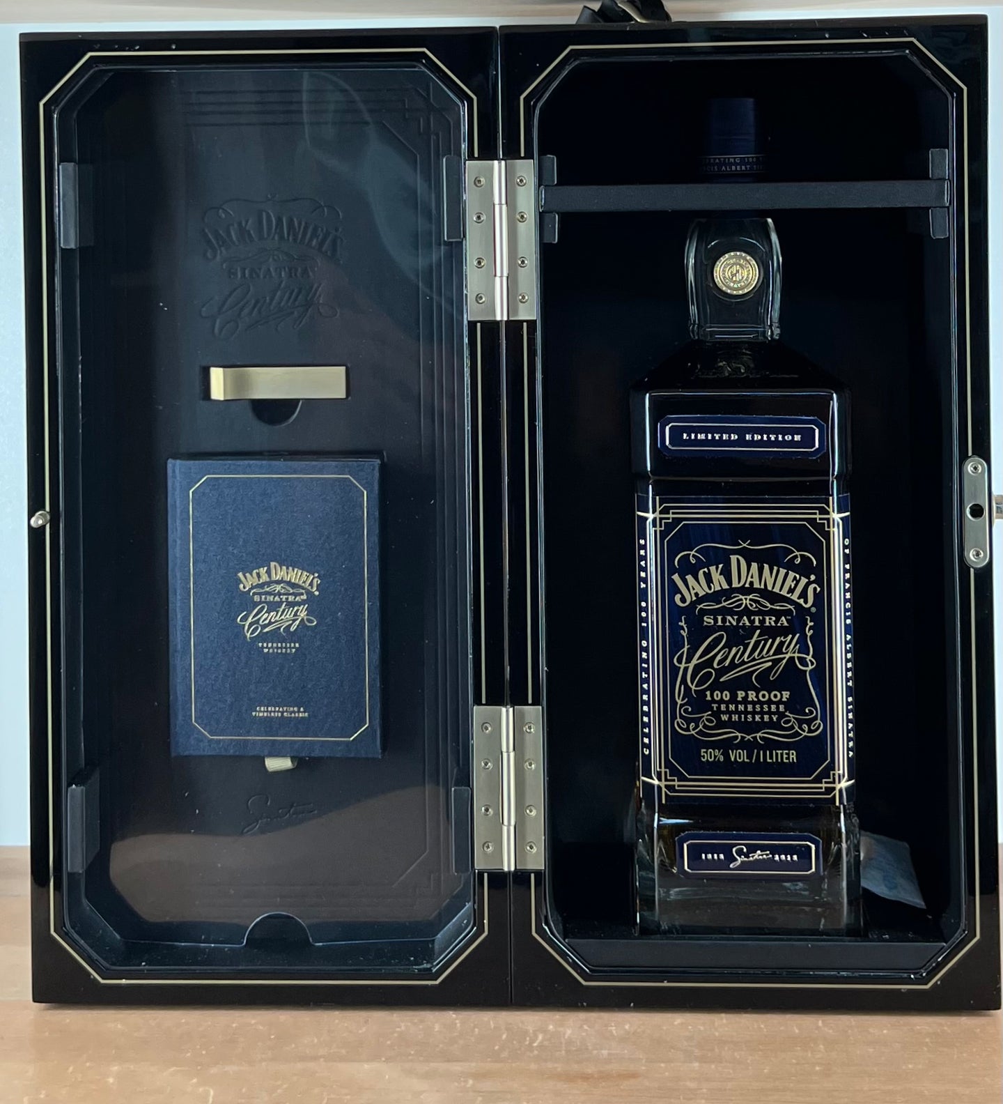 Jack Daniels Sinatra Century (100 Proof)