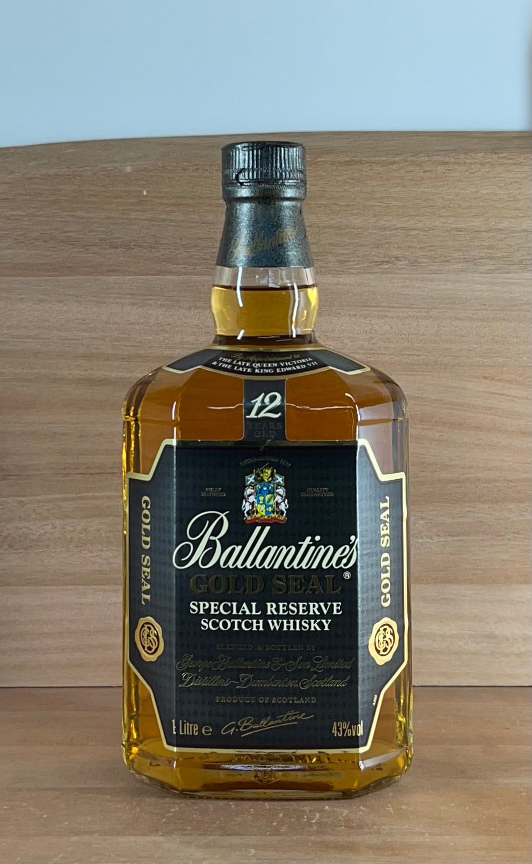 Ballantine 12 yo Gold Seal Blended Scotch Whisky (Old bottling, No box, 1000 mL)