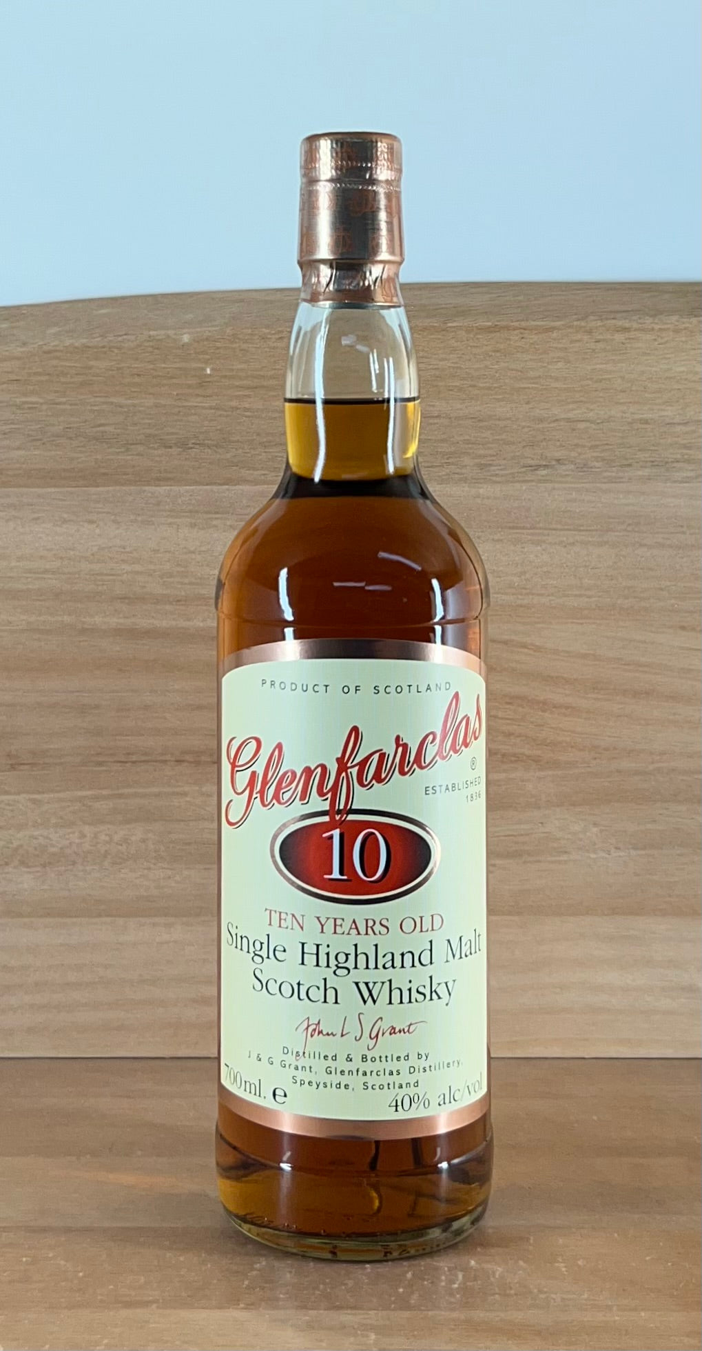 Glenfarclas 10 yo Single Malt Scotch Whisky (Older bottling, no box)