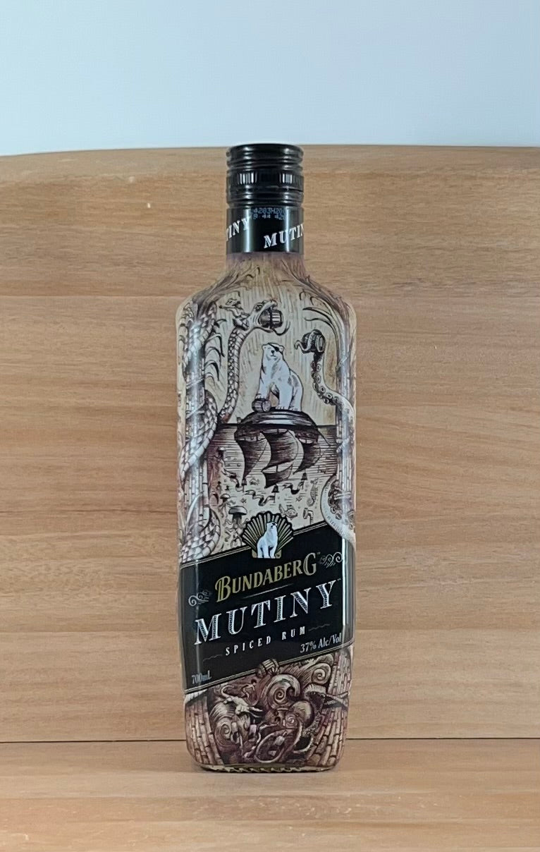 Bundaberg Mutiny Spiced Rum (Older bottling, 700 mL)