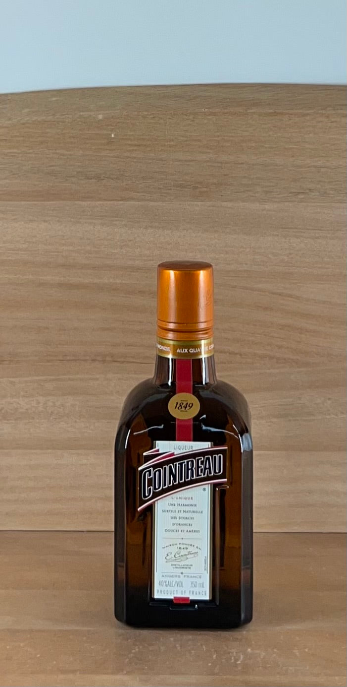 Cointreau Liqueur (350 mL)