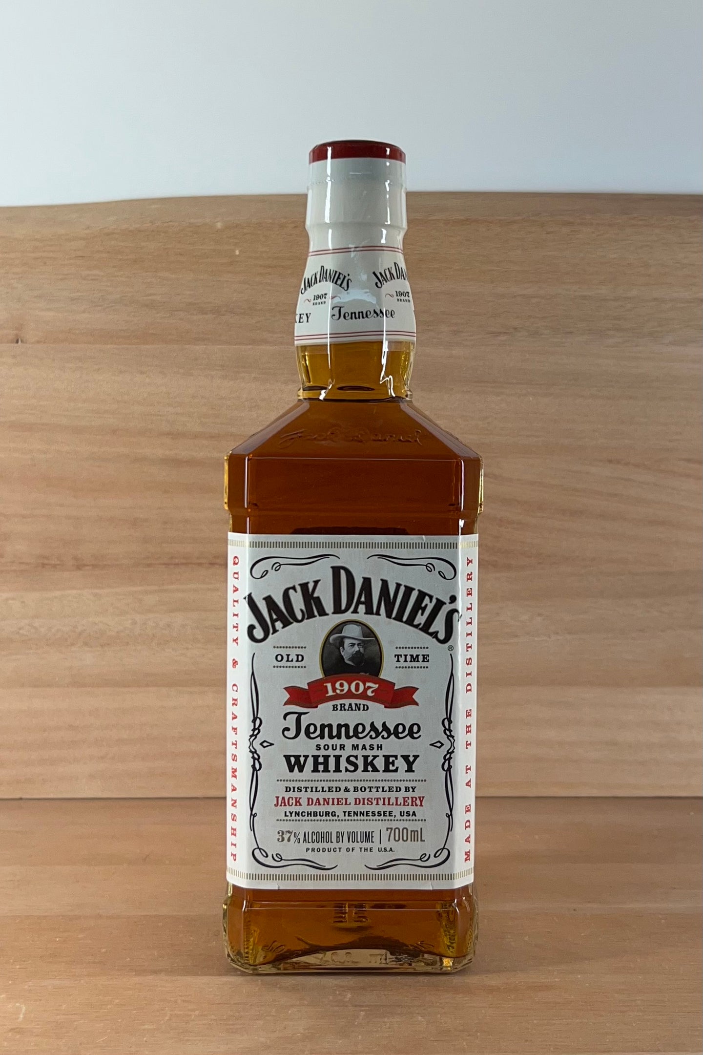 Jack Daniels 1907 Tennessee Whiskey (White)