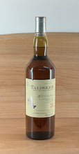 Load image into Gallery viewer, Talisker 25 yo Single Malt Whisky (2011 bottling) DAMAGED LABEL AND BOX