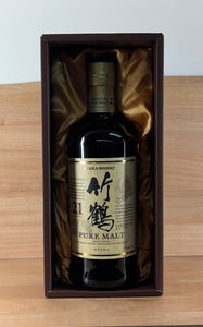 Taketsuru 21 yo (Older bottling, coffin box)