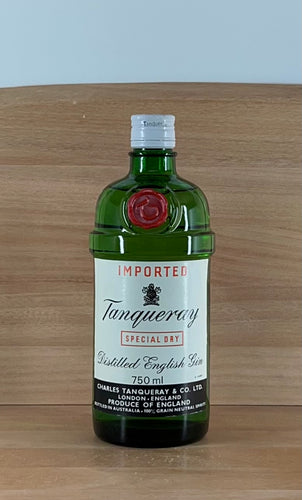 Tanqueray London Dry Gin (Older bottling)