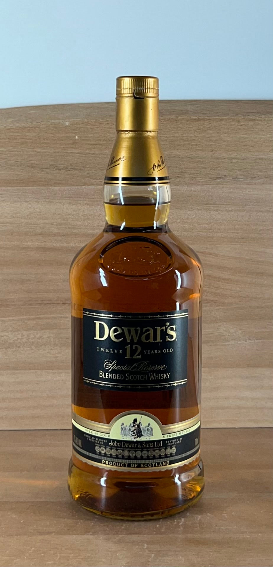 Dewars 12 yo Blended Scotch Whisky (Older bottling)