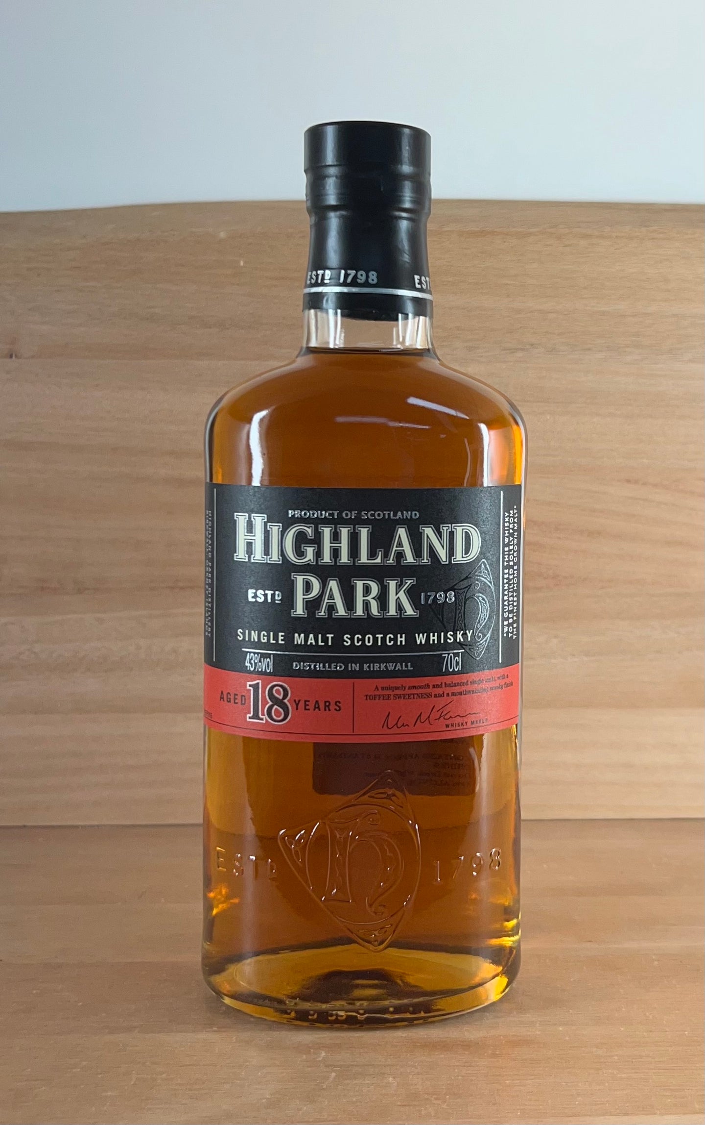 Highland Park 18 yo Single Malt Scotch Whisky (Older bottling)