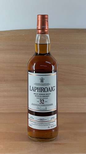 Laphroaig 32 yo Single Malt Scotch Whisky