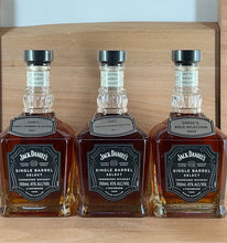 Load image into Gallery viewer, Jack Daniels Caddy Single Barrel Select 2022 Goose’s Selection Tennessee Whiskey (three bottle set)