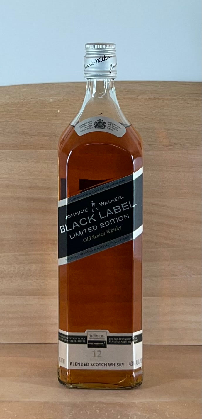 Johnnie Walker McLaren Mercedes Limited Edition 12 yo Black Label Blended Scotch Whisky (Silver case, 1000ml)